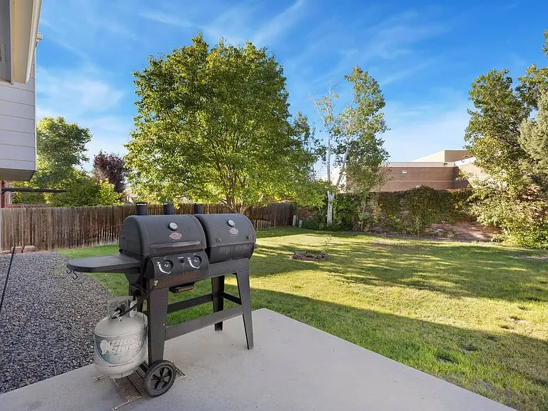1468 Cedarwood Dr — Photo 3