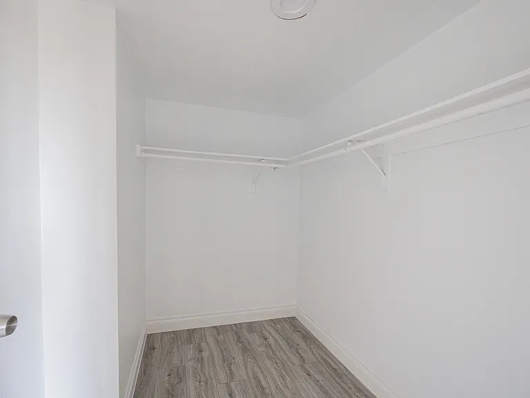 2674 N 43rd Ave #C — Photo 14