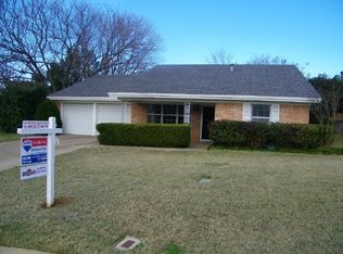 1806 Marlene Dr, Euless, TX 76040