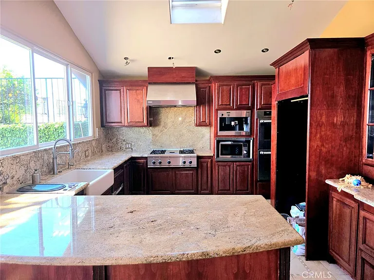 342 Lois Ln — Photo 19