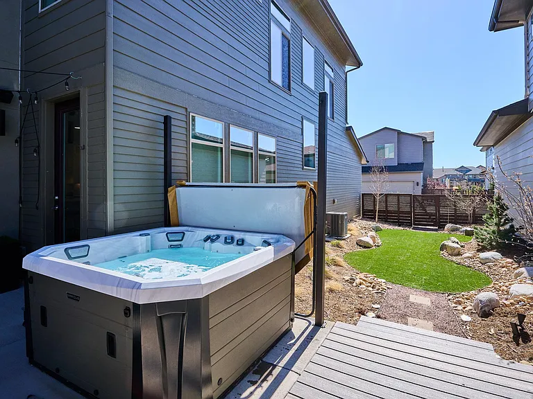 9714 Bennett Peak St — Photo 41