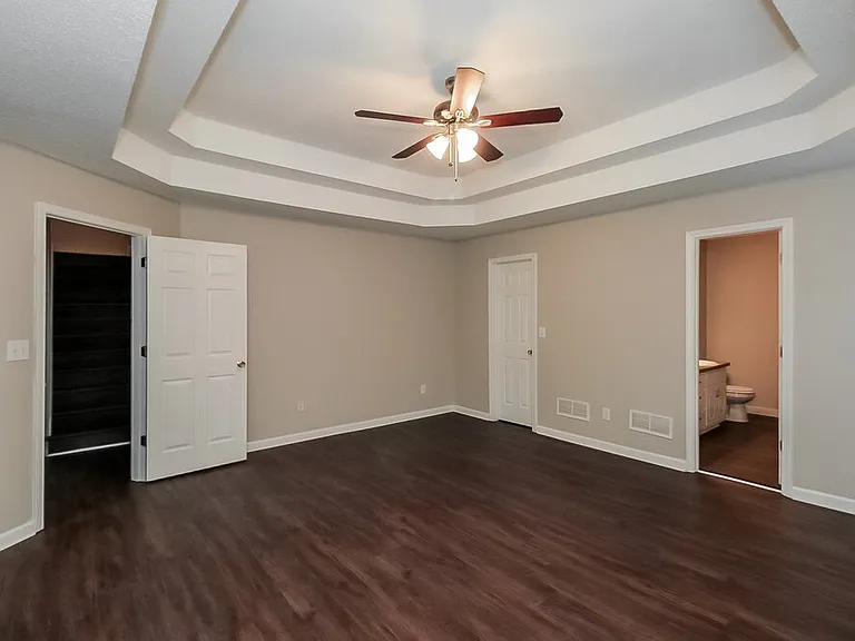 128 Alexander Dr — Photo 13