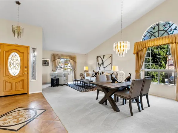 1736 El Rosal Pl, Escondido, CA 92026