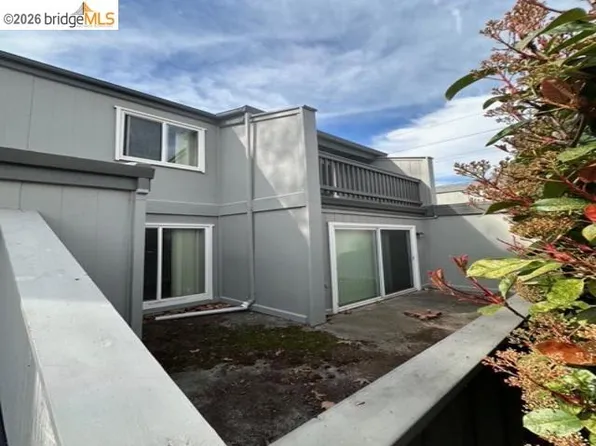 1175 Kenwal Rd APT B, Concord, CA 94521