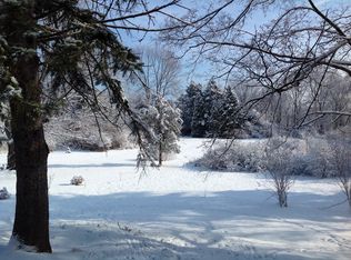 17 Wightman Pl, Cromwell, CT 06416