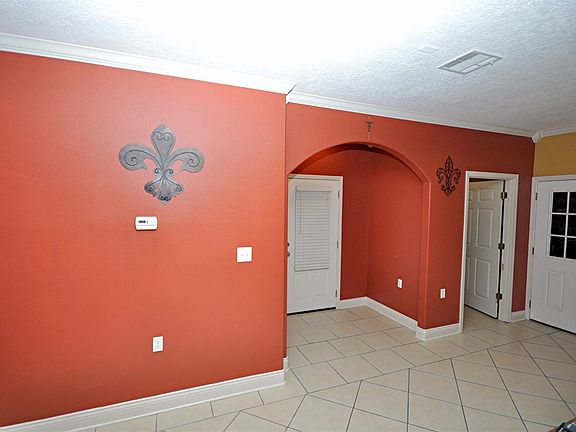 2nd image of 2157 Quailridge Dr
