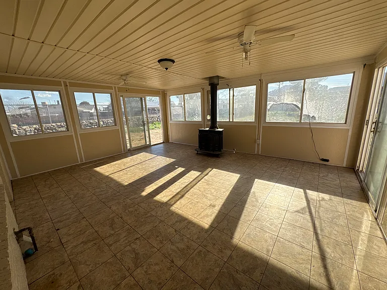 4912 Winthrop Dr — Photo 6