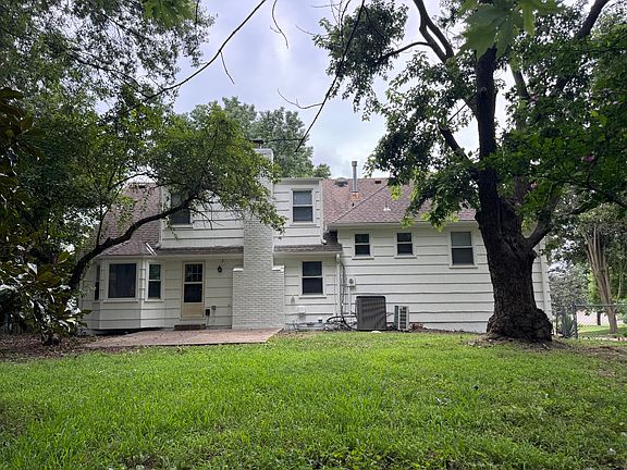 5th image of 128 Seneca Ln