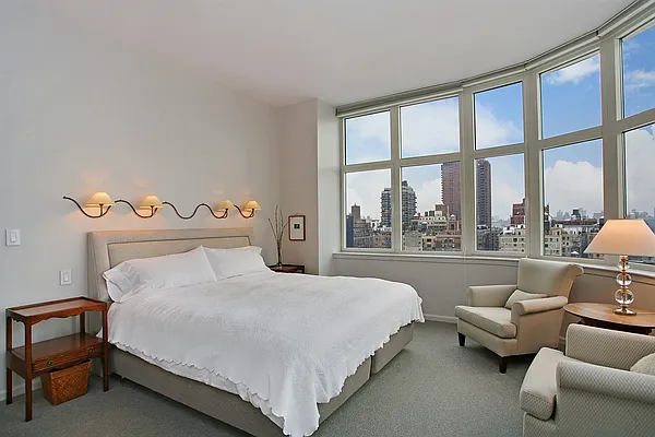 Sold by Corcoran | media 4