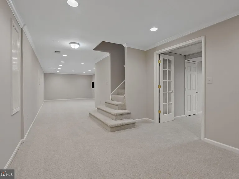 6506 Bellamine Ct — Photo 29