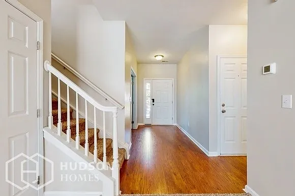 3 bed, 2.5 bath, 1814 sqft, $2,210 — Photo 4