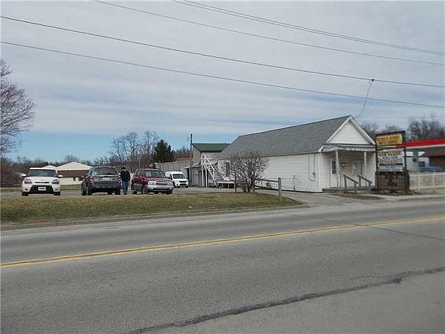 2nd image of 239 E Main St #B