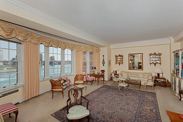 Sold by Brown Harris Stevens | media 19