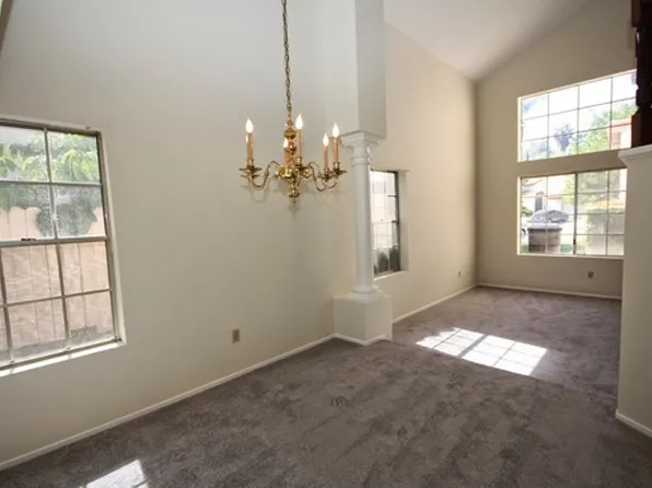 1833 Avenida Segovia, Oceanside, CA 92056