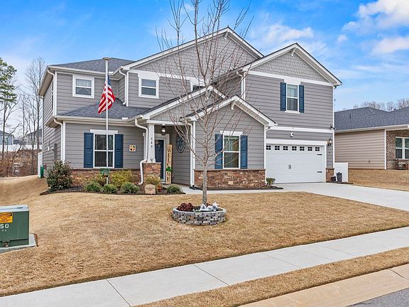 3rd image of 545 Laxton Rd