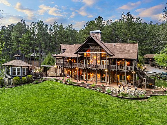 2nd image of 415 Kestrel Ridge Cir