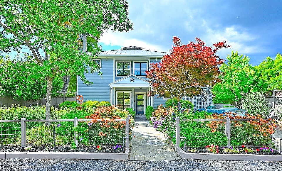 Front in Full Bloom