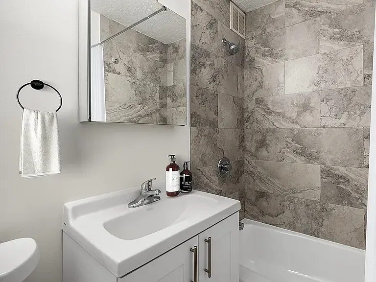 460 2nd Ave #3C — Photo 3