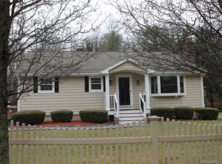 15 Capitol Dr, Shelton, CT 06484