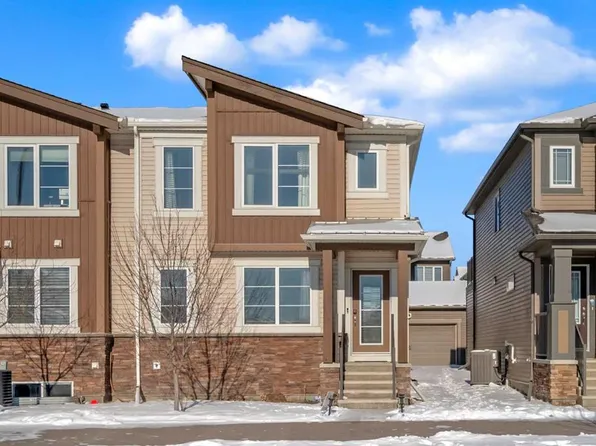 1148 S 140th Ave NW, Calgary, AB T3P 0Y9