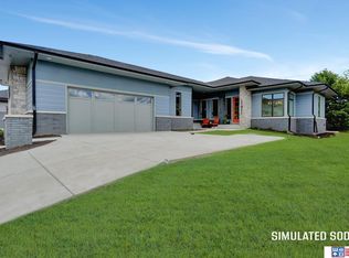 6450 Windflower Rd, Lincoln, NE 68521