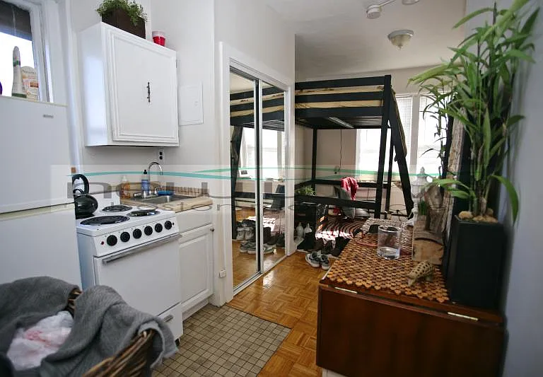 40 Anderson St #17 — Photo 1