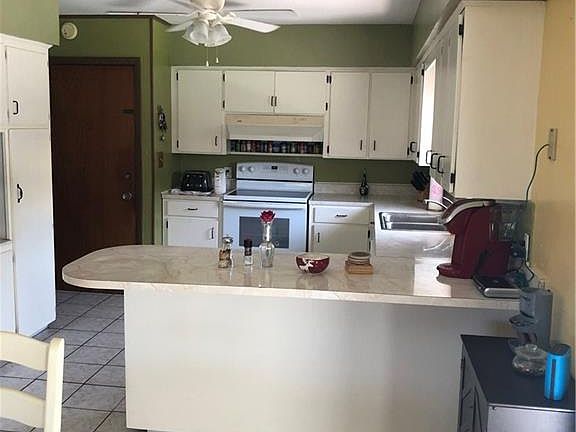 5th image of 202 Trocadero Ave