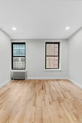 Rented by REAL New York | media 25