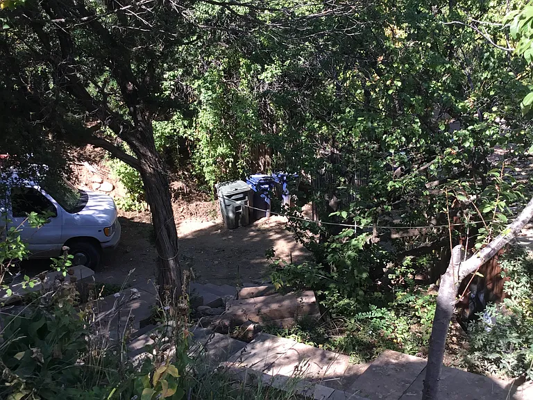 1712 Canyon Rd #B — Photo 14