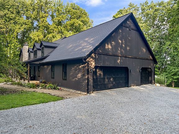 2nd image of 2119 Johns Rd