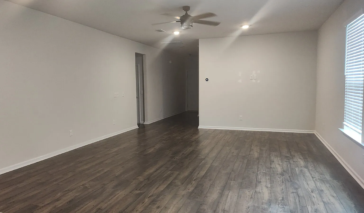3 bed, 2.0 bath, 1716 sqft, $2,300 — Photo 1