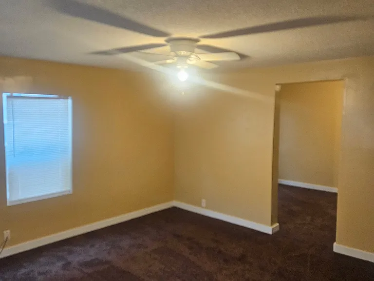 1177 Lawton Dr — Photo 4