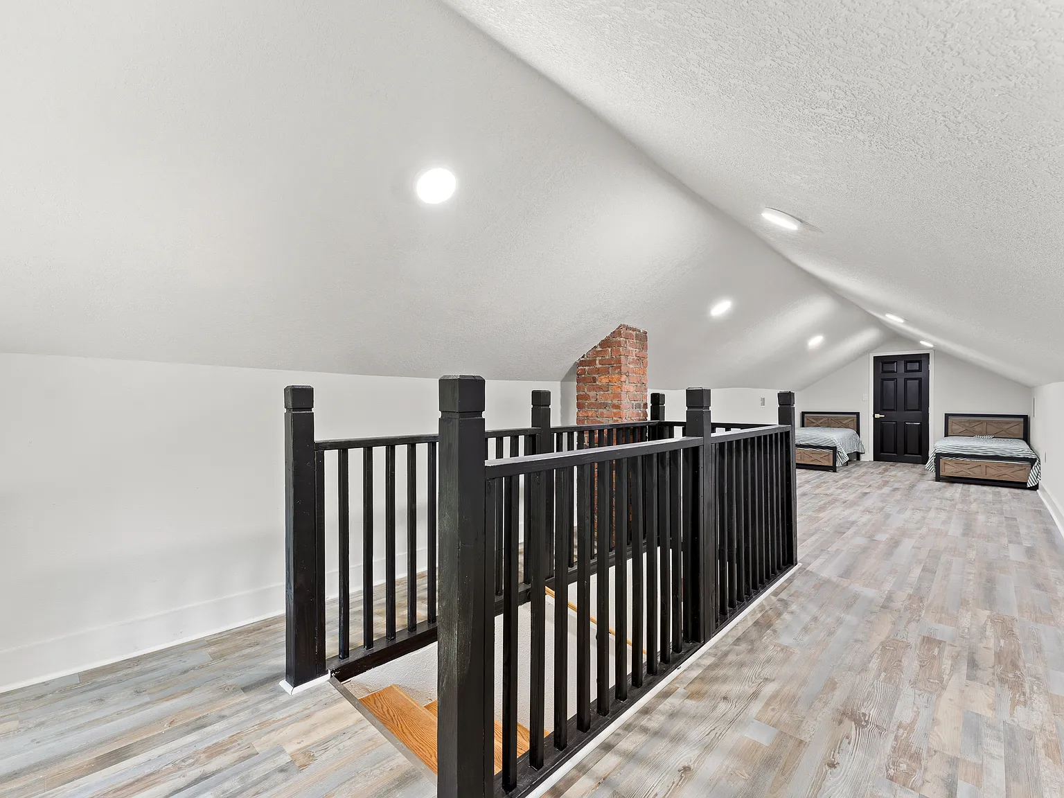 3 bed, 1600 sqft, $2,850 — Photo 4