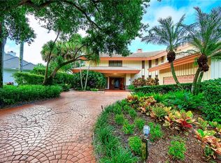 724 Bay Tree Ct, Naples, FL 34108