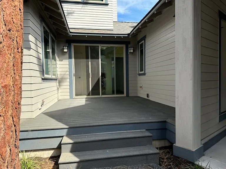 1574 NW Erin Ct #1 — Photo 19