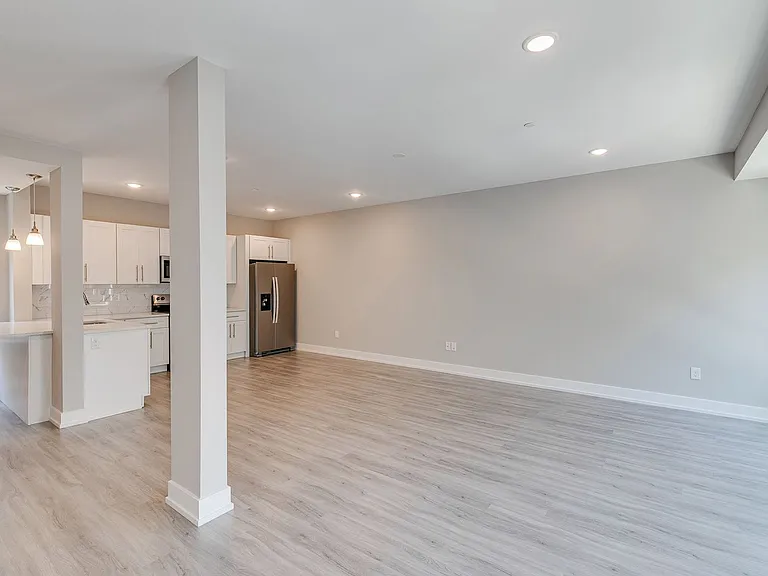 2636 Annin St #1 — Photo 6