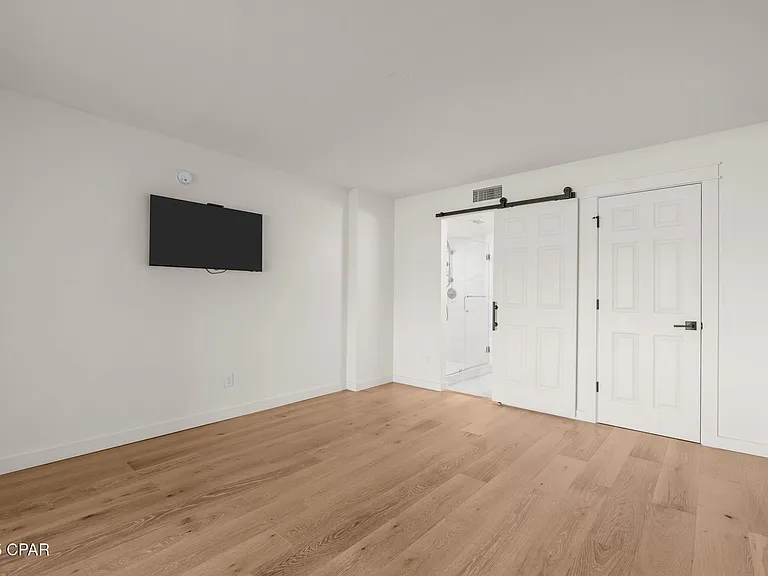 100 Cherry St #103 — Photo 16