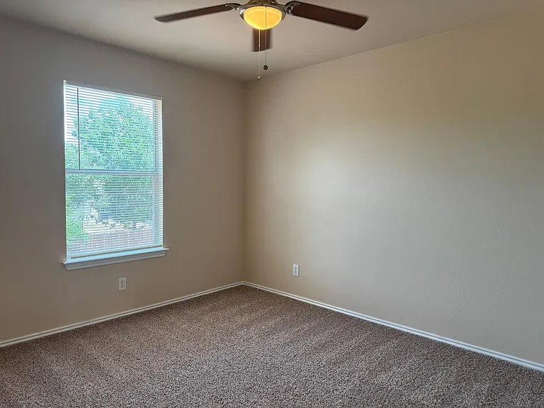 9061 Clearwood Path — Photo 13