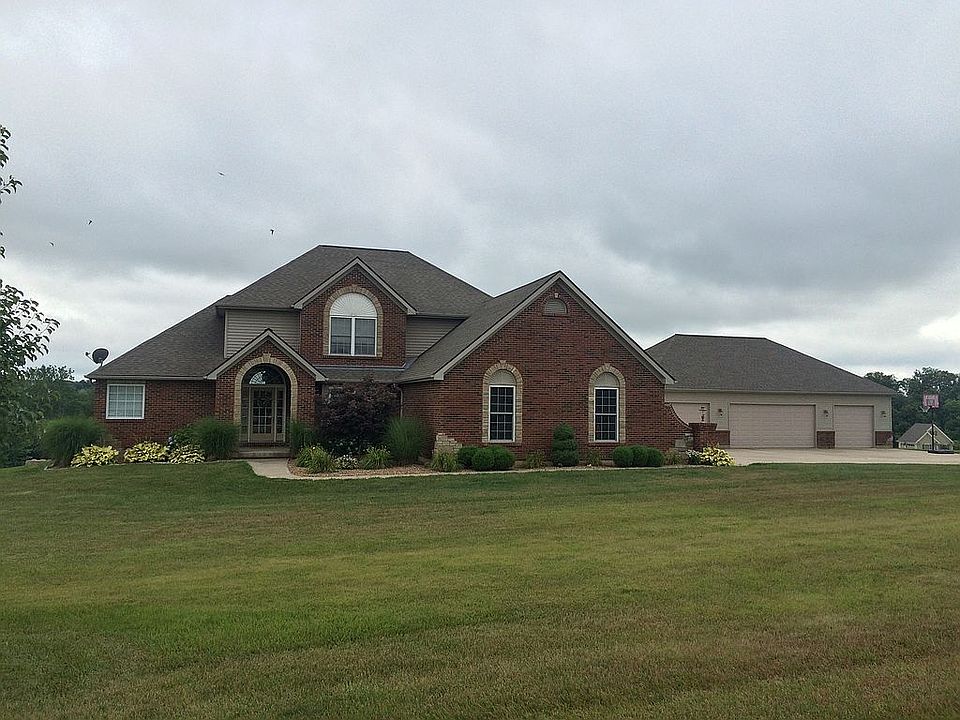 1st image of 141 Brook Hill Ln