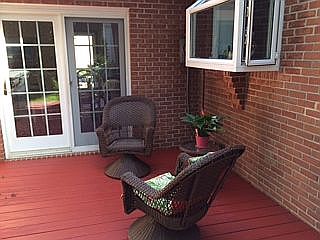 deck, barbeque area, hot tub