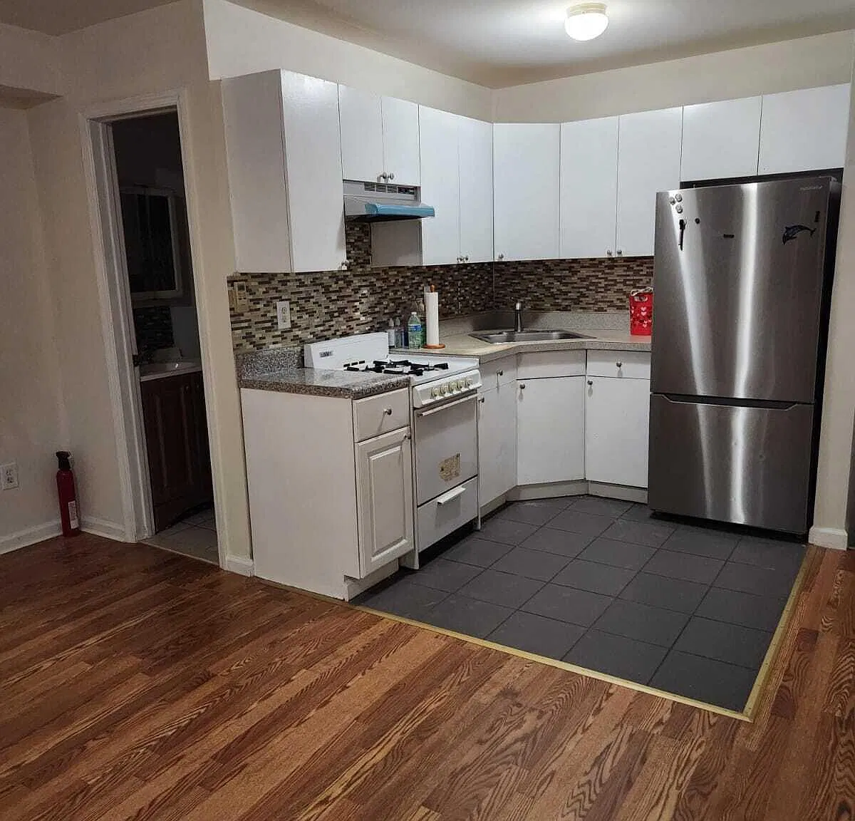 Studio, 350 sqft, $1,500 — Photo 1