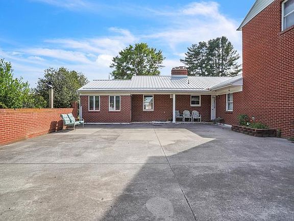 5th image of 6560 Cleburne Blvd