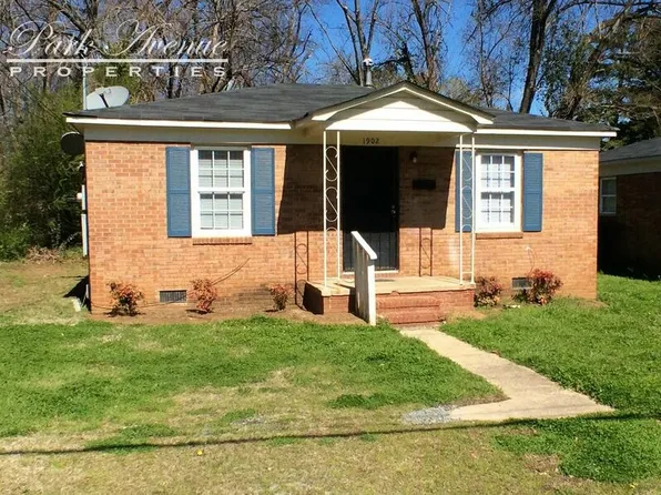 1900 Catherine Simmons Ave, Charlotte, NC 28216