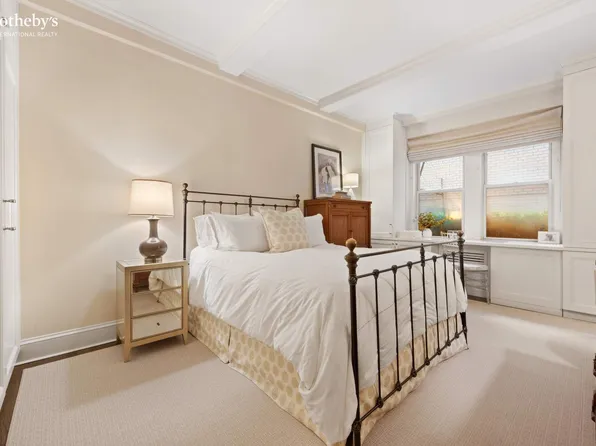 139 East 66th Street image 4 of 10