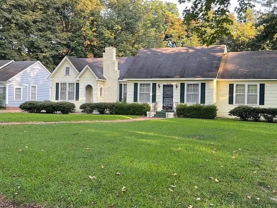 1st image of 404 W Jefferson Ave