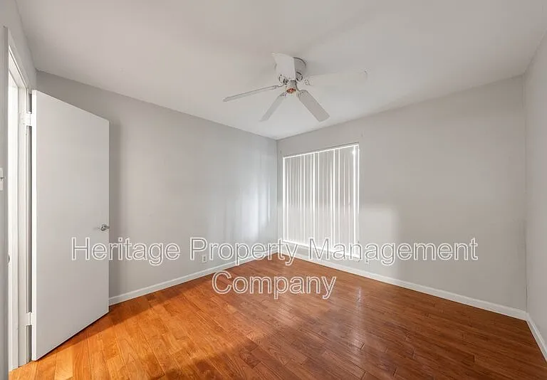 13906 N Hills Village Dr — Photo 21