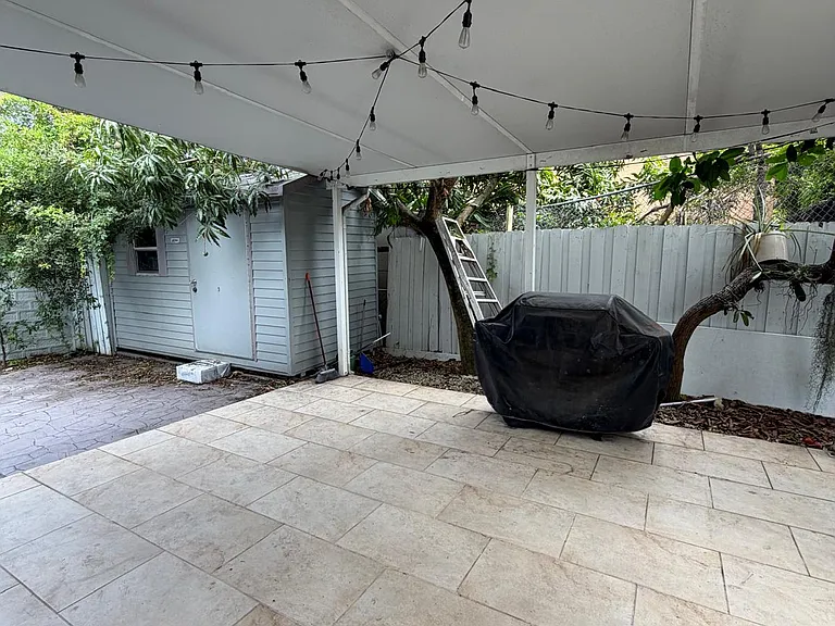 3212 SW 24th Ter — Photo 7