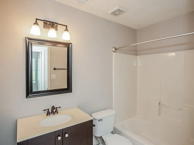 6775 Kirkland Cv — Photo 12