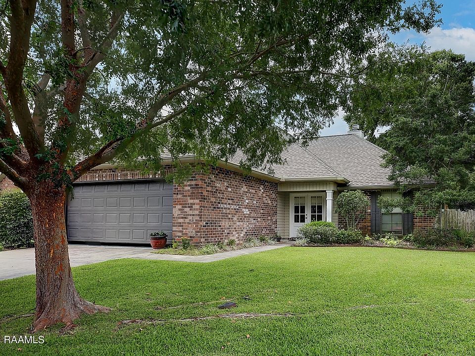 1st image of 122 Meagans Way Dr