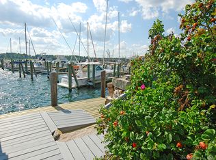 4 Nw St, Stonington, CT 06378